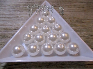  Akrylové perličky cca 10mm Barva: bílá "voskovaná" - 1ks