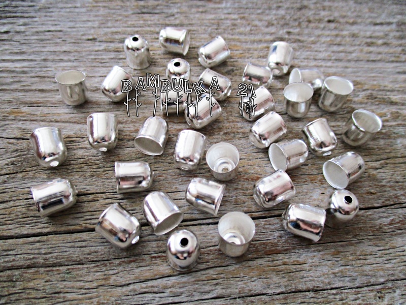 Kaplík kovový  8mm x 7mm, barva stříbrná